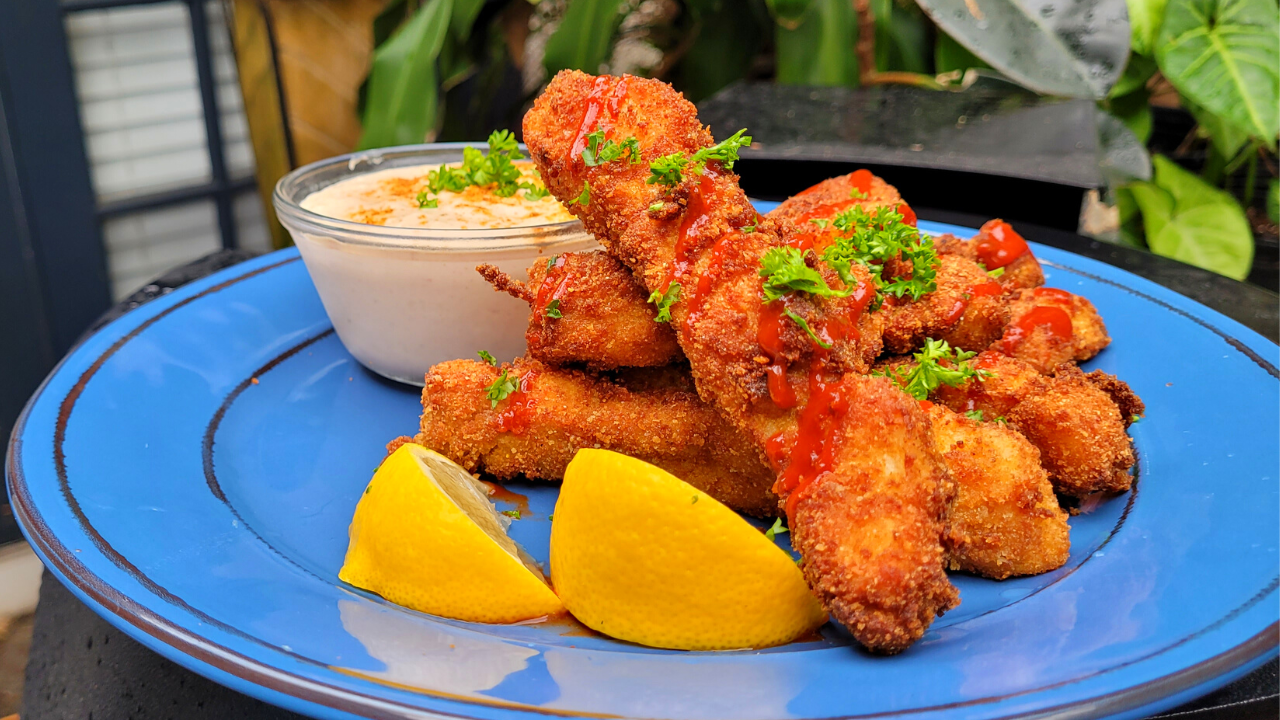 ghost pepper hot sauce recipe pineapple Crispy Chili Fish Fingers with Aoili Dippin' Sauce
